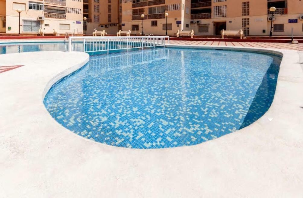 Primera Linea De La Playa De Apartment